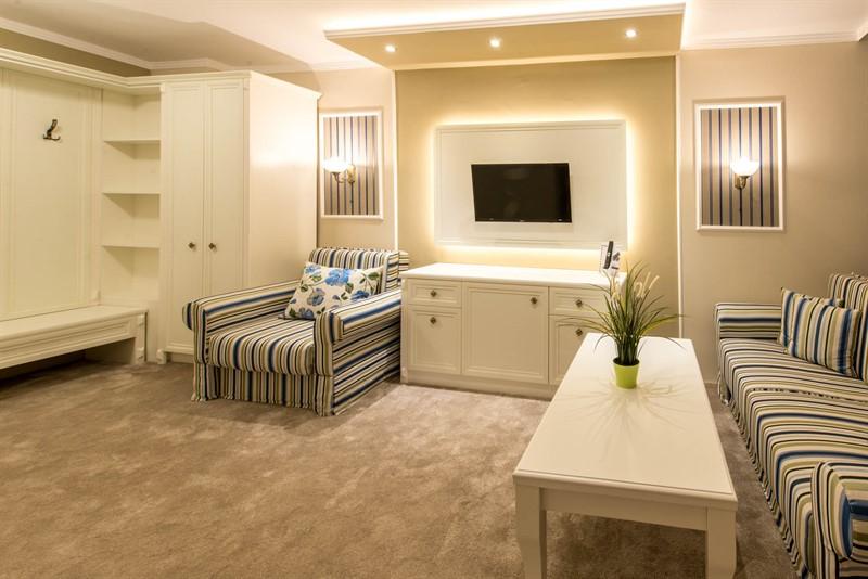 Park Raya Garden Hotel 3*