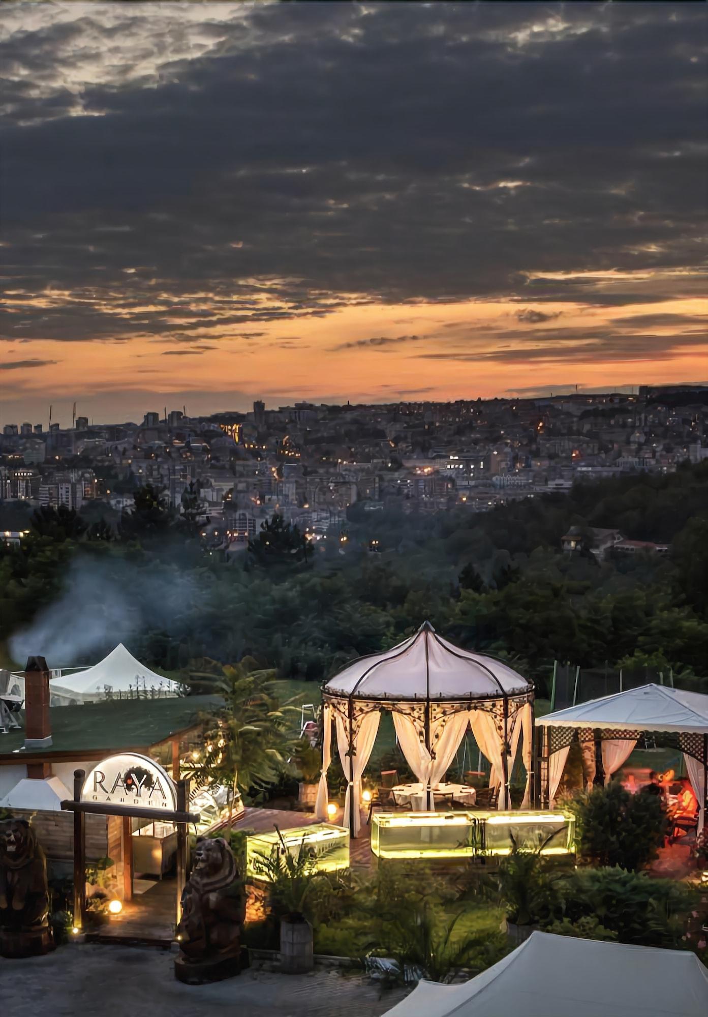 Park Raya Garden Hotel 3*