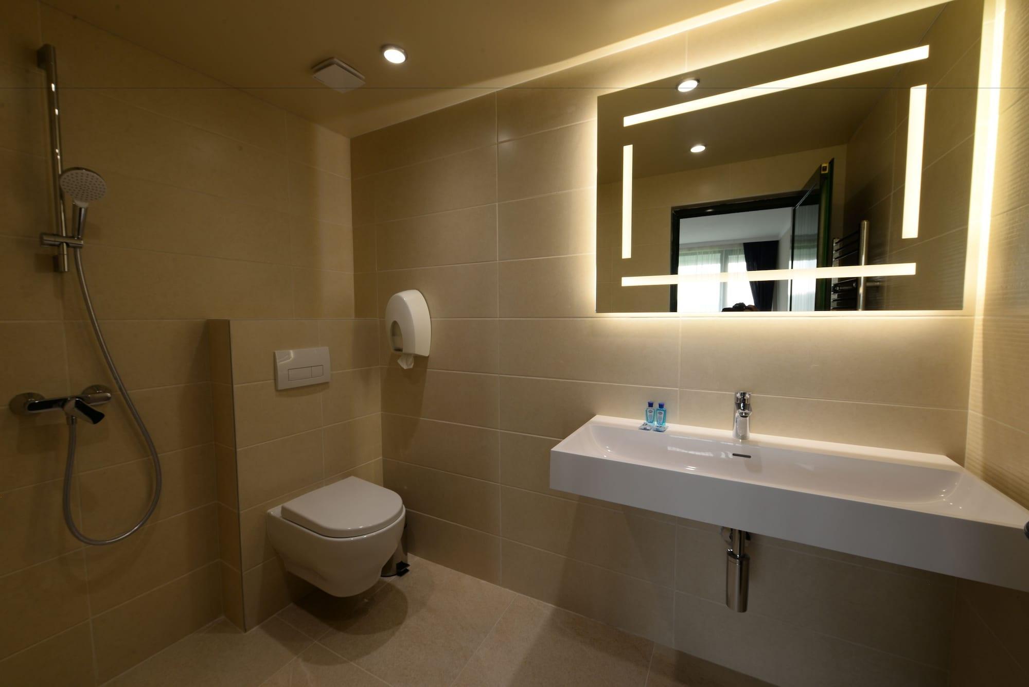 Park Raya Garden 3*