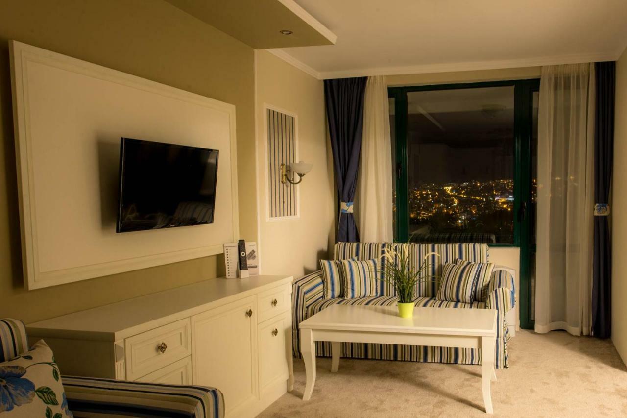 Park Raya Garden Hotel